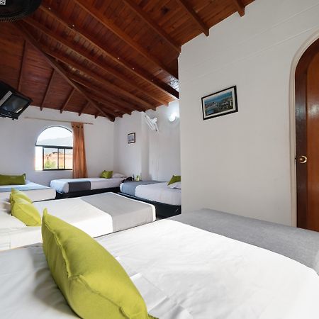 Ayenda 1234 Imperio 70 Hotel Medellín Eksteriør billede