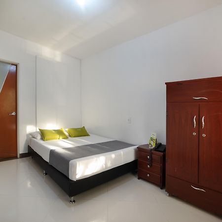 Ayenda 1234 Imperio 70 Hotel Medellín Eksteriør billede