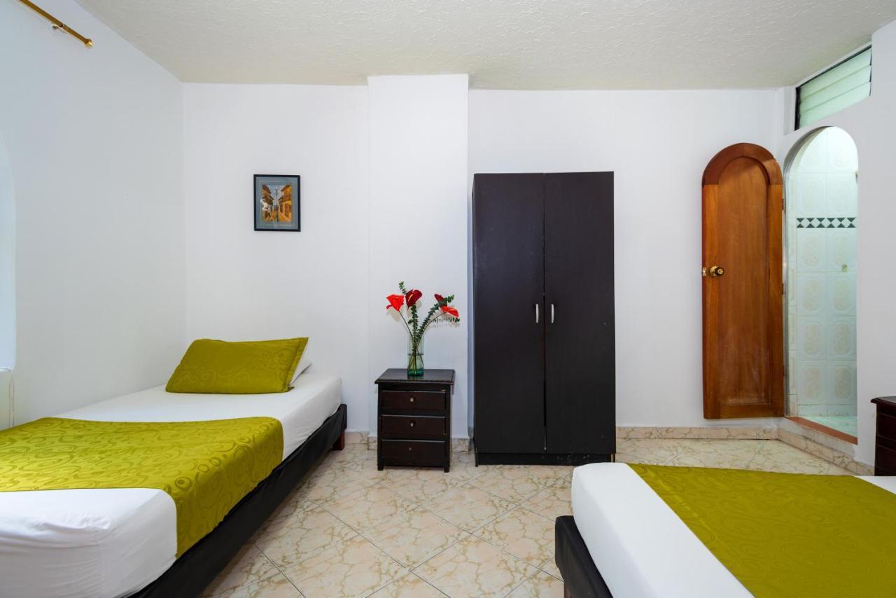 Ayenda 1234 Imperio 70 Hotel Medellín Eksteriør billede