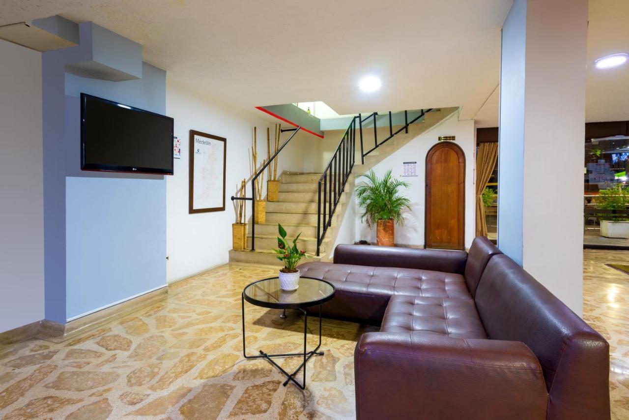 Ayenda 1234 Imperio 70 Hotel Medellín Eksteriør billede