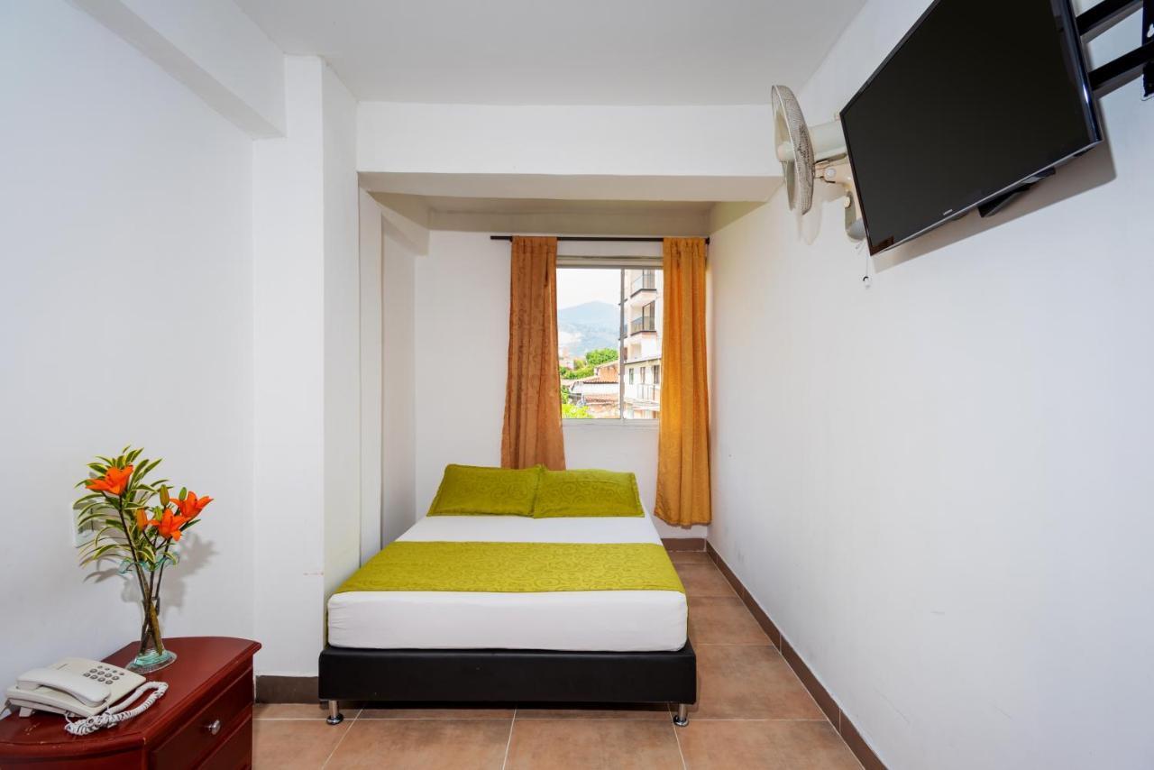 Ayenda 1234 Imperio 70 Hotel Medellín Eksteriør billede