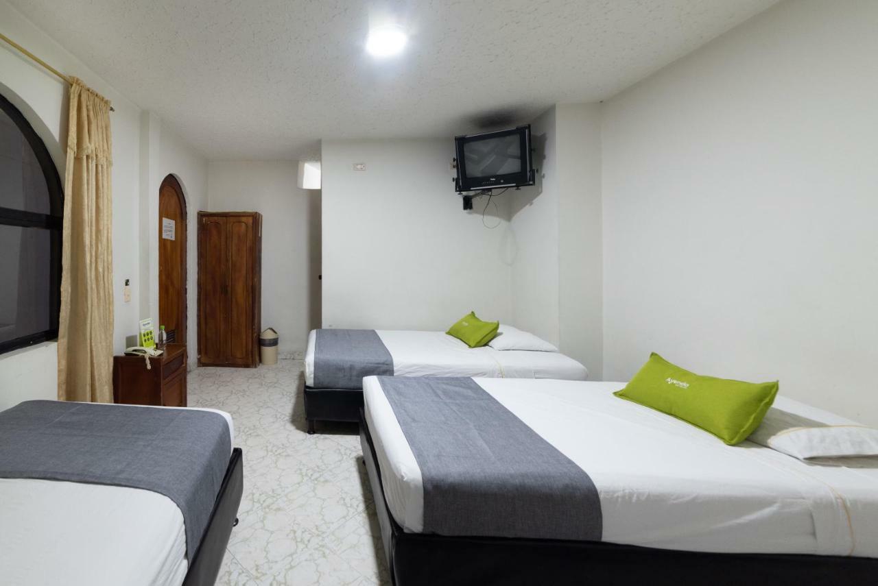 Ayenda 1234 Imperio 70 Hotel Medellín Eksteriør billede